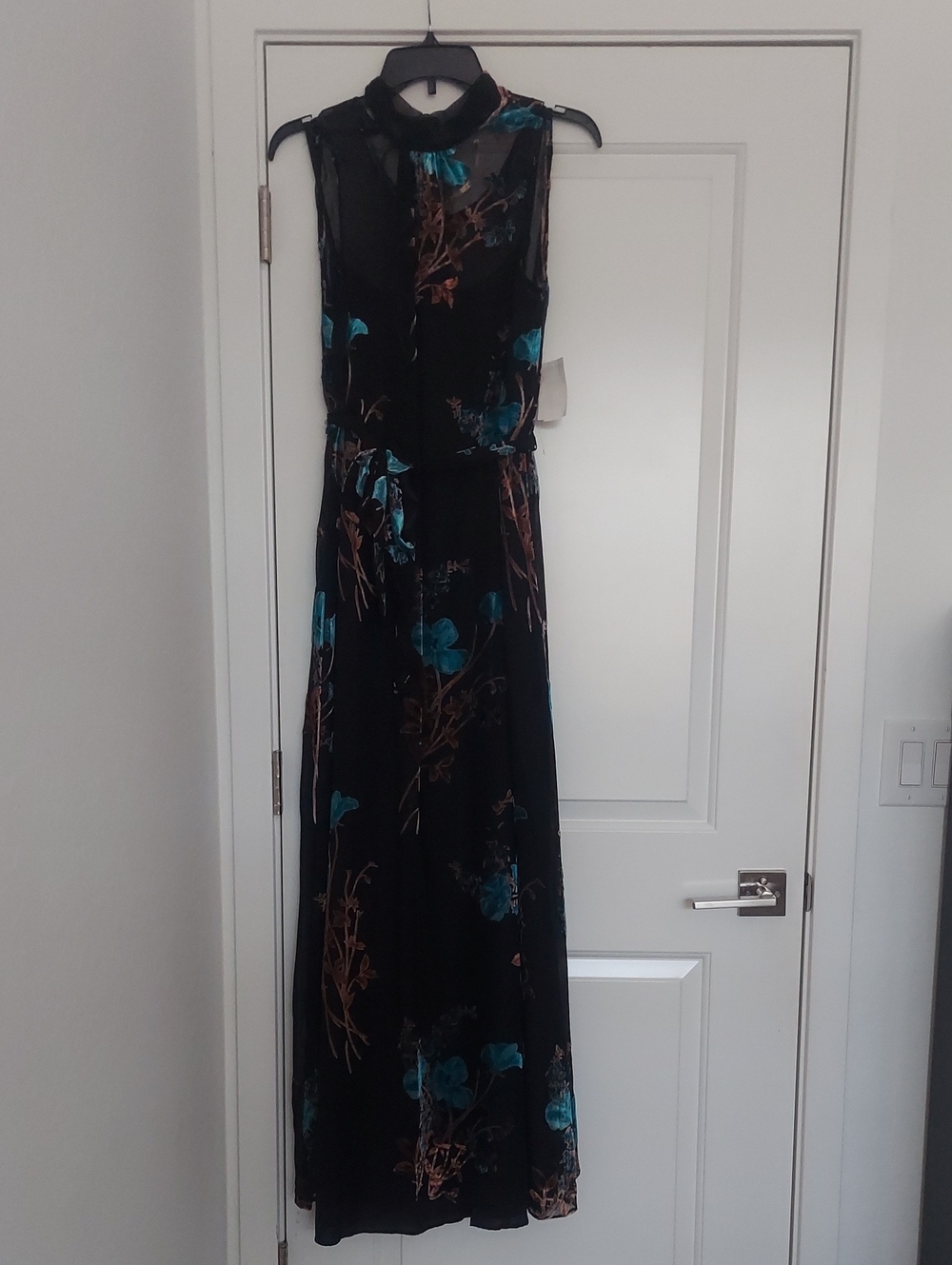 julia jordan Black Maxi Dress with Teal and Brown Floral Print